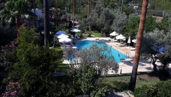 ORHANİYE GÜNEŞ EMLAKTAN DENİZE SIFIR KONUMDA BUTİK OTEL 